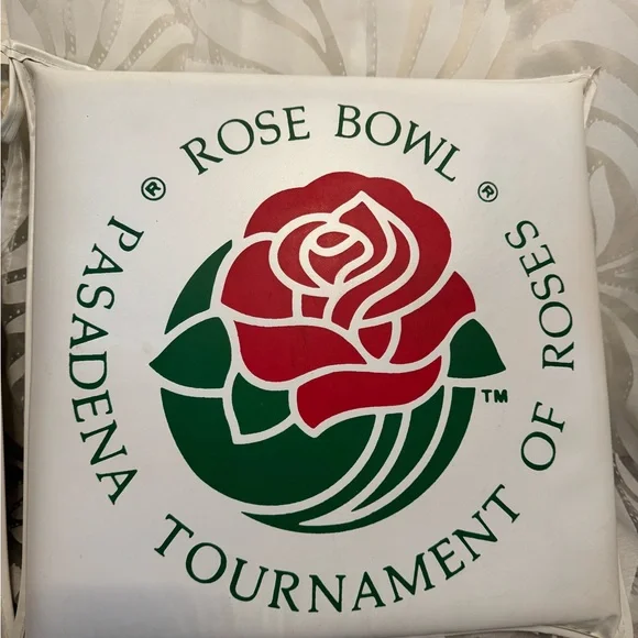 Rose Bowl Tournament of Roses Seat Cushions - Picture 11 of 15